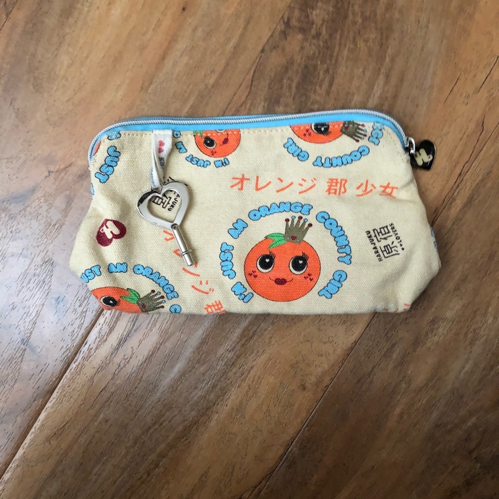 Harajuku lovers Orange County girl makeup case